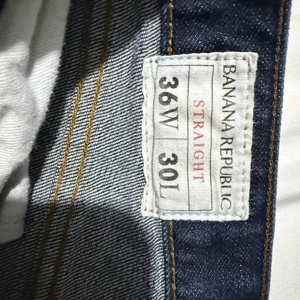Banana Republic Men's Relaxed Fit Dark Blue Jeans - Picture 3 of 4